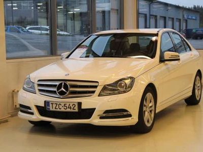 käytetty Mercedes C180 CDI BE A Premium Avantgarde / WEBASTO KAUKOKÄYTÖLLÄ / HYVÄ HUOLTOHISTORIA / JAKOKETJU JUURI UUSITTU