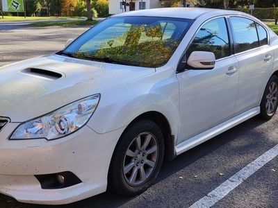 käytetty Subaru Legacy Henkilöauto