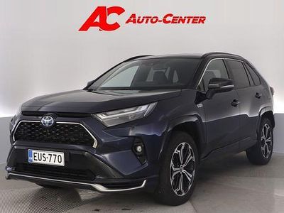 Sininen Käytetty 2023 Toyota RAV4 Edition Katumaasturi | 43 790 € (Kallis)