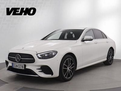 Valkoinen Käytetty 2023 Mercedes E300 AMG line Sedan | 49 900 € (Kallis)