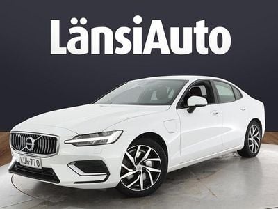 Käytetty Volvo S60 Business Edition 392 HP (288 kW) 2021 Sedan