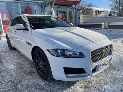 Käytetty Jaguar XF Prestige 180 HP (132 kW) 2016 Sedan