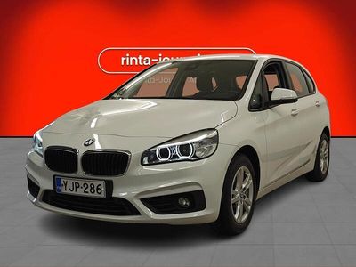 Valkoinen Käytetty 2017 BMW 216 Active Tourer Tila-auto | 14 890 €
