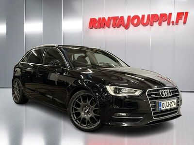 Käytetty Audi A3 Sportback Business 184 HP (135 kW) 2013 Musta Viistoperä
