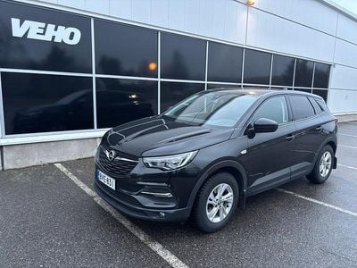 Musta Käytetty 2018 Opel Grandland X Enjoy Katumaasturi | 13 800 € (Perustarjous)