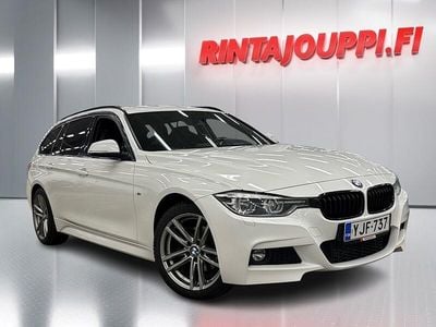 Valkoinen Käytetty 2016 BMW 320 M Sport Farmari | 21 900 € (Hieman kallis)