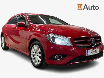 Käytetty Mercedes A160 90 HP (66 kW) 2015 Punainen Viistoperä