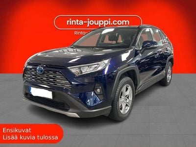 Sininen Käytetty 2024 Toyota RAV4 Hybrid Active Katumaasturi | 45 900 € (Perustarjous)