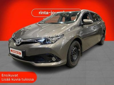 Ruskea Käytetty 2018 Toyota Auris Comfort Farmari | 17 900 € (Kallis)