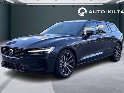 Harmaa Uusi 2025 Volvo V60 Farmari | 54 900 € (Hieman kallis)