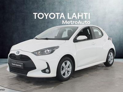 Käytetty Toyota Yaris Active 114 HP (83 kW) 2022 Valkoinen Viistoperä