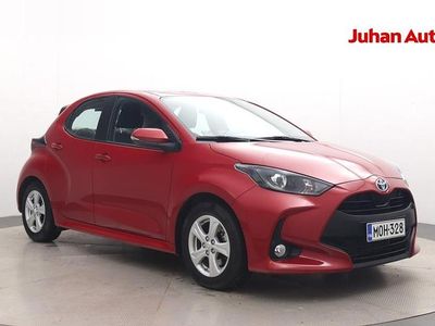 Punainen Käytetty 2022 Toyota Yaris Hybrid Active Viistoperä | 20 490 € (Perustarjous)
