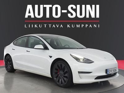 Käytetty 2022 Tesla Model 3 Performance Sedan | 33 230 € (Perustarjous)