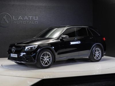 käytetty Mercedes GLC220 d 4Matic A AMG / Black edition / GT-R maski / Burmester / Kaukolämmitin /Navi / ILS / Peruutuskamera / Sähköluukku