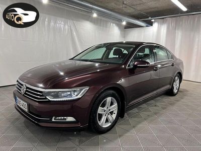 käytetty VW Passat Comfortline 1,4 TSI 92 kW (125 hv) DSG Webasto. P-tutka. Navi. Led. BT. 1-OM. Kats. 3/2026.