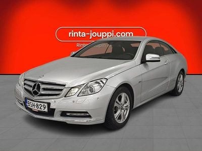 Hopea Käytetty 2011 Mercedes E200 Coupe - kaksiovinen | 14 770 € (Hyvä tarjous)