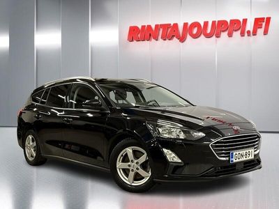 Musta Käytetty 2021 Ford Focus Titanium Farmari | 20 870 € (Hieman kallis)