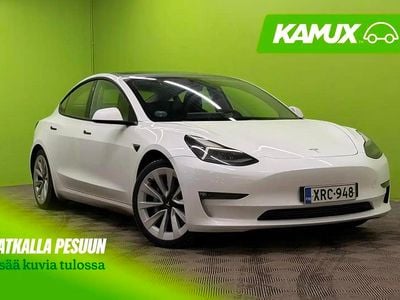 Käytetty Tesla Model 3 258 kW (351 HP) 2021 Valkoinen Sedan