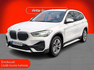 Käytetty 2021 BMW X1 Sport Line Katumaasturi | 21 900 € (Perustarjous)
