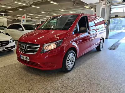 Punainen Käytetty 2020 Mercedes Vito Edition Van | 43 900 €