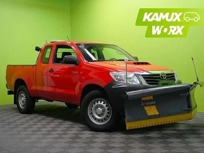 Käytetty Toyota HiLux Life 144 HP (105 kW) 2015 Punainen Nouto