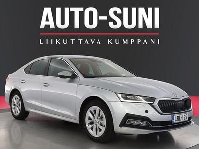 Käytetty Skoda Octavia Style 150 HP (110 kW) 2022 Harmaa Sedan
