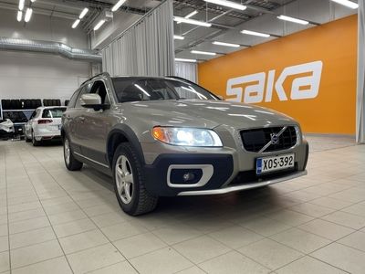 käytetty Volvo XC70 3,2 AWD Summum Business aut ** Webasto / ACC / Nahat / BLIS / Xenon / P.Tutka / Vetokoukku **