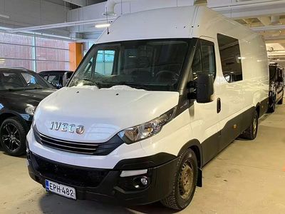 Käytetty Iveco Daily 179 HP (131 kW) 2018