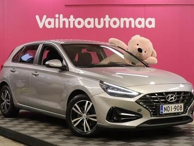 Käytetty Hyundai i30 Comfort 120 HP (88 kW) 2022 Viistoperä