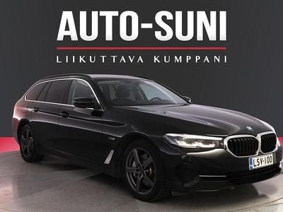 Musta Käytetty 2022 BMW 530e Farmari | 32 900 € (Perustarjous)
