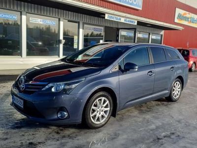 käytetty Toyota Avensis 1,8 Valvematic Linea Sol Wagon Multidrive S Paras