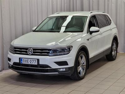 Valkoinen Käytetty 2018 VW Tiguan Allspace Highline Katumaasturi | 24 900 €