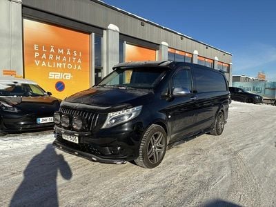 Käytetty Mercedes Vito 190 HP (139 kW) 2017 Van