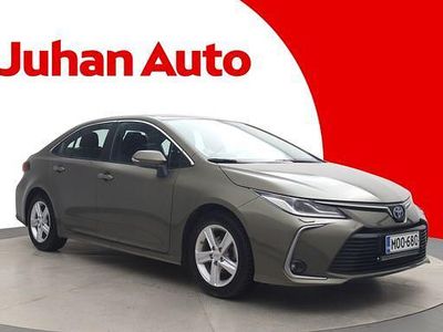 Ruskea (beige) Käytetty 2022 Toyota Corolla Active Sedan | 25 490 € (Perustarjous)