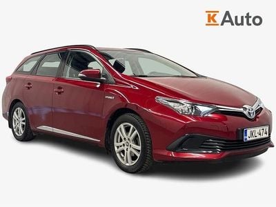 Käytetty Toyota Auris Touring Sports Edition 99 HP (72 kW) 2017 Punainen Farmari