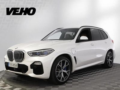 Valkoinen Käytetty 2020 BMW X5 M Sport Katumaasturi | 62 990 €