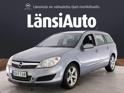 Käytetty Opel Astra Ultimate 199 HP (146 kW) 2010 Hopea Farmari
