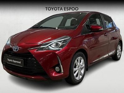 Käytetty Toyota Yaris Hybrid Premium 73 HP (53 kW) 2018 Viistoperä