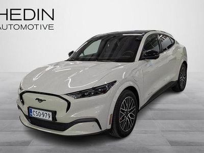 Käytetty 2025 Ford Mustang Mach-E Premium Katumaasturi | 59 990 €
