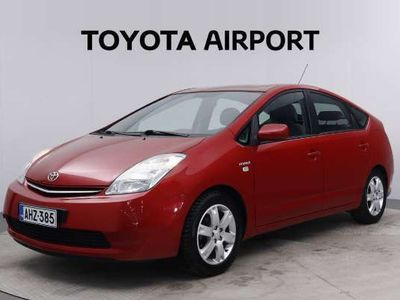 käytetty Toyota Prius HSD 5ov/ Moottorilämmitin ja sisäpistoke