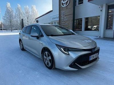 Käytetty Toyota Corolla Active 121 HP (88 kW) 2020 Hopea Farmari