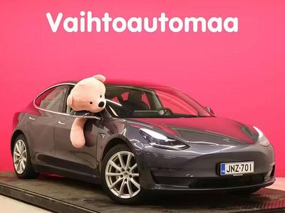 Käytetty 2019 Tesla Model 3 Sedan | 19 470 € (Perustarjous)