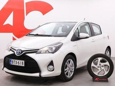 Käytetty Toyota Yaris Active 72 HP (52 kW) 2016 Valkoinen Viistoperä