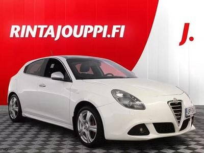 Valkoinen Käytetty 2011 Alfa Romeo Giulietta Viistoperä | 5 780 € (Perustarjous)