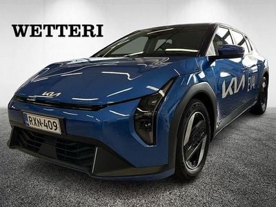 Uusi Kia EV4 Premium 150 kW (204 HP) 2025 Sininen Viistoperä