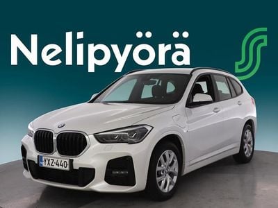 Käytetty BMW X1 M Sport 220 HP (161 kW) 2021 Valkoinen Katumaasturi