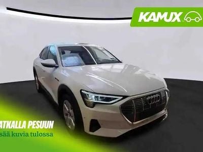 Käytetty Audi e-tron Sportback 300 kW (408 HP) 2022 Valkoinen Katumaasturi
