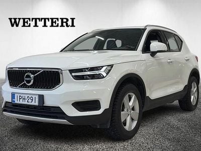 Käytetty 2020 Volvo XC40 Momentum Katumaasturi | 27 890 € (Perustarjous)