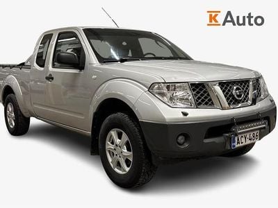 Käytetty Nissan Navara 171 HP (125 kW) 2009 Hopea Nouto