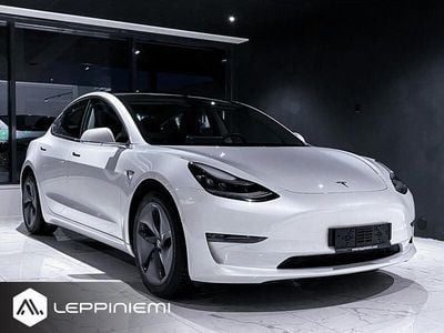 Käytetty Tesla Model 3 Standard Range Plus 239 kW (325 HP) 2020 Sedan